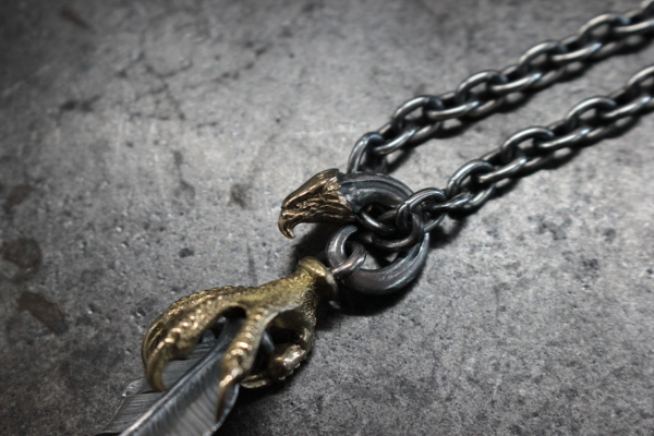 帶 K18 爪帶 K18 尖端的 K18 鷹頭吊墜