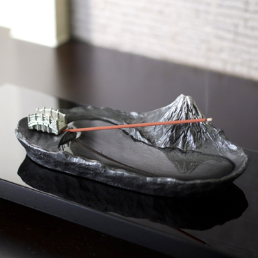 【銀雅堂】倒映富士 香立-墨富士