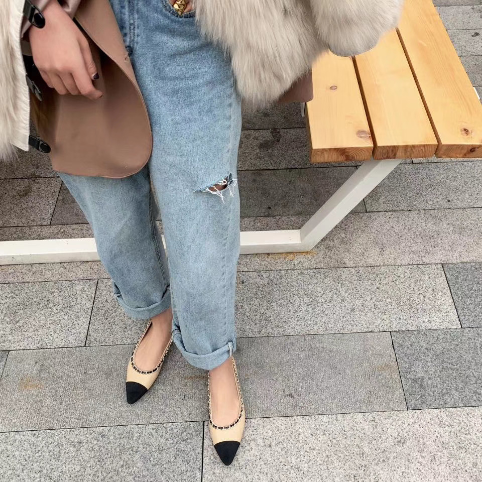 牛皮鍊條平底鞋(黑/白/裸) (33-40)