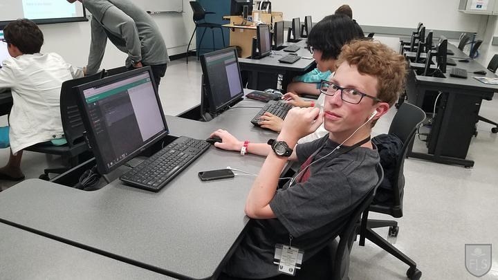 FLS電腦科學營。