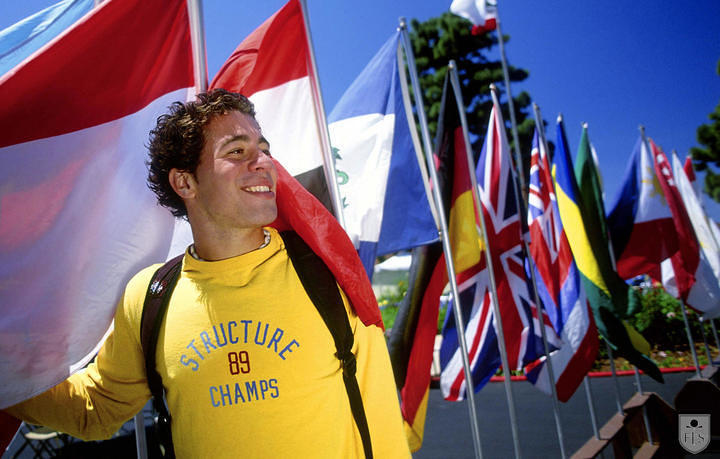 FLS模擬聯合國營。