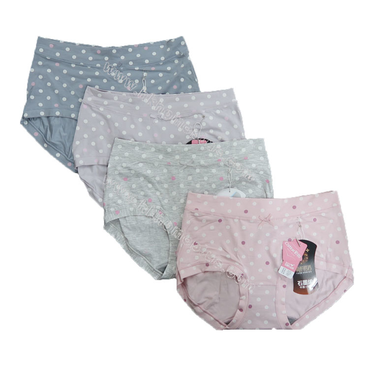 4條裝 彩田: 女裝點子中腰內褲