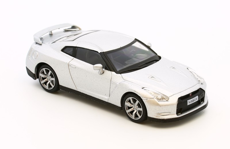 1/43 EF07 NISSAN GT-R 2008 SILVER (Blister packed)