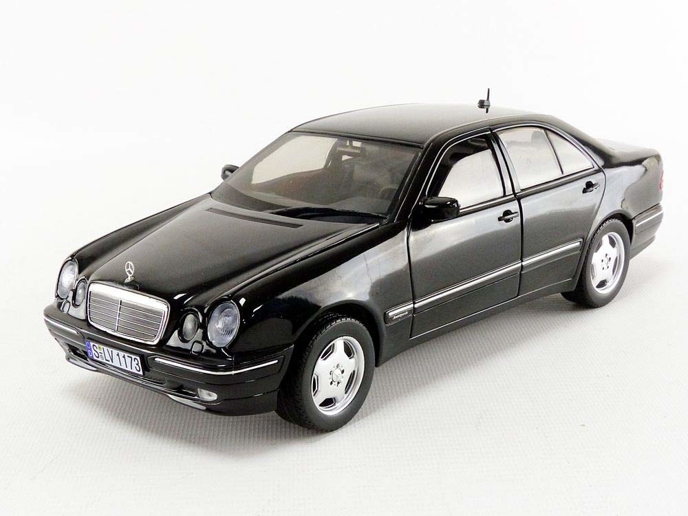1/18 Sun Star 1173 Miniature Collection Car Black (1173)