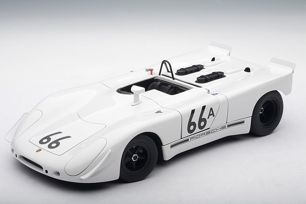 1/18 AUTOART Steve Mcqueen 1970 Porsche 908/02 #66A (87073)