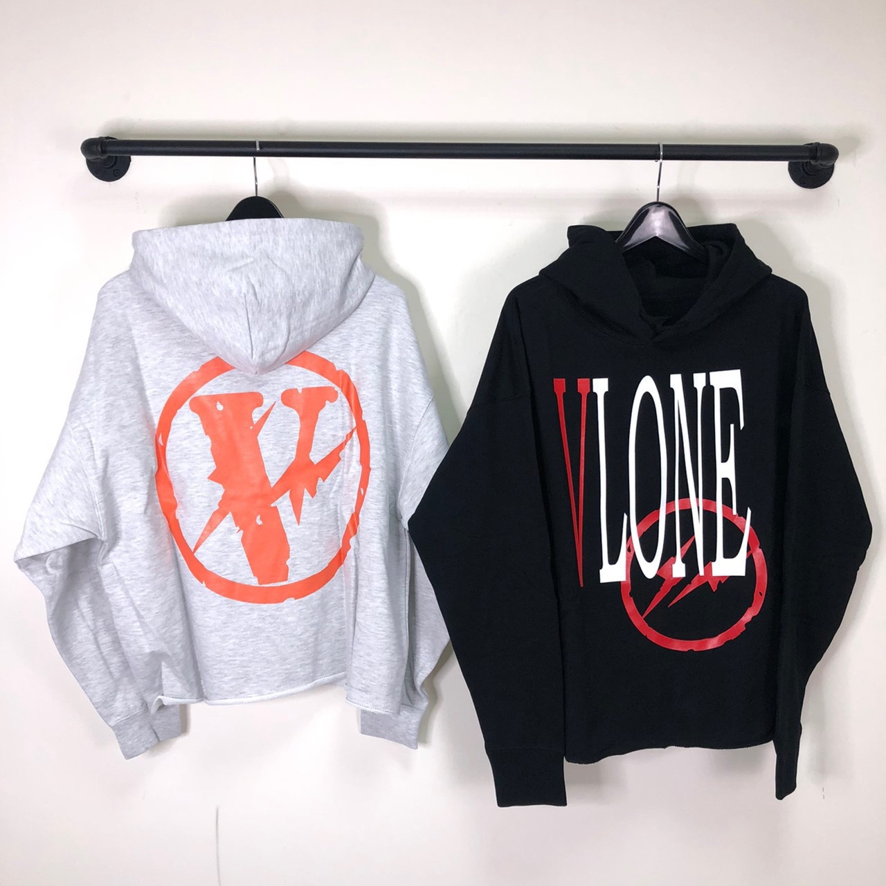 VLONE x Fragment 藤原浩 閃電聯名 V字 帽Tee