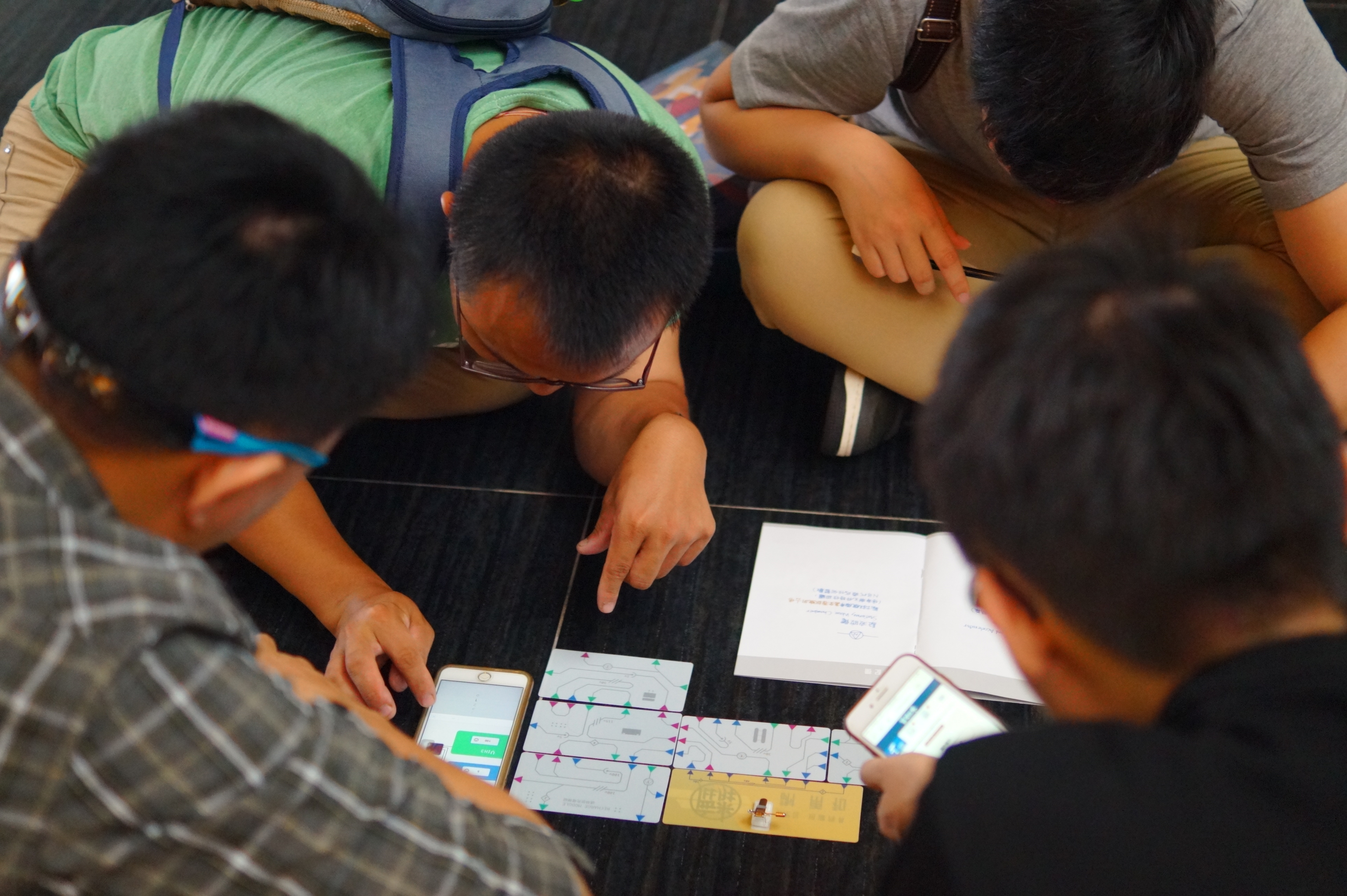 在台北車站燒腦思考的玩樂體驗