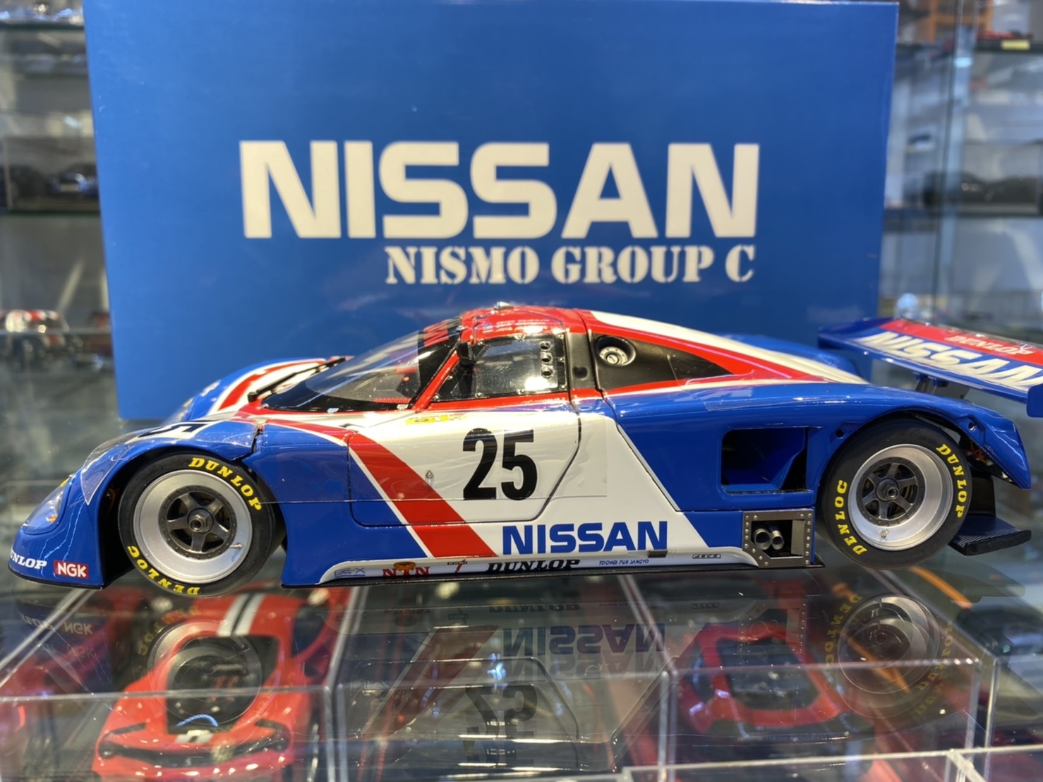 すので ヤフオク! EXOTO 1/18 1989 Nissan R89C #25 1... - 激レア絶版