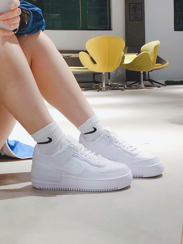 nike air force white damske