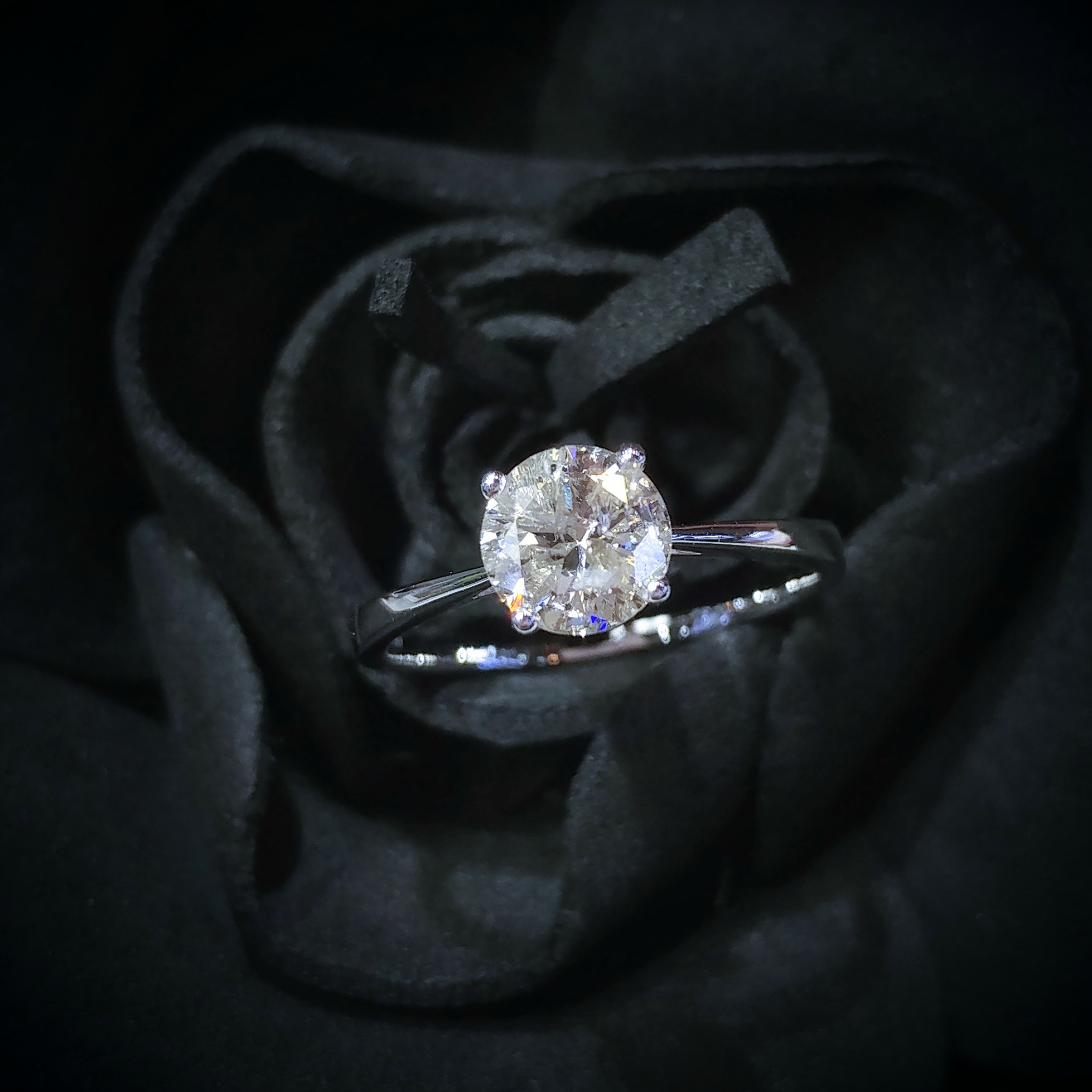 全新18K白金【單粒85份鑽石】戒指