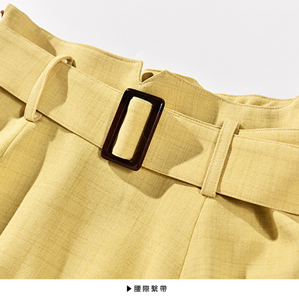 DEER.W 方釦腰帶中長傘裙 平拍細節