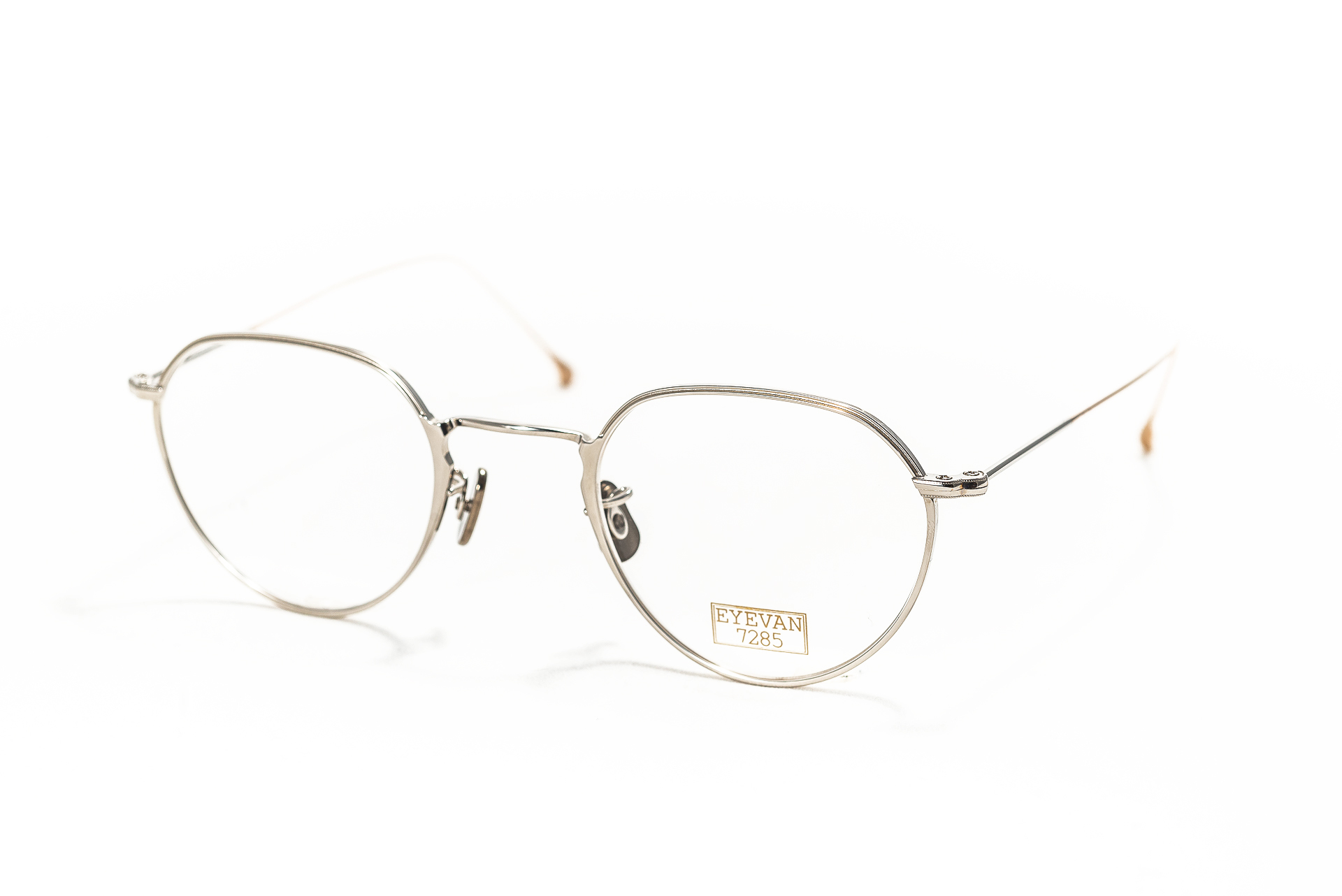 765-(46) - c.800