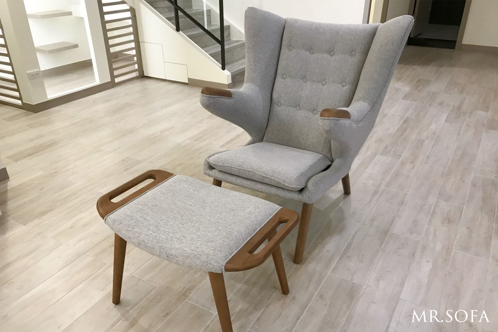 舒適的泰迪熊腳椅