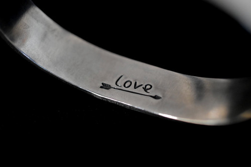 LOVE系列 12mm點金玫瑰平打手鐲