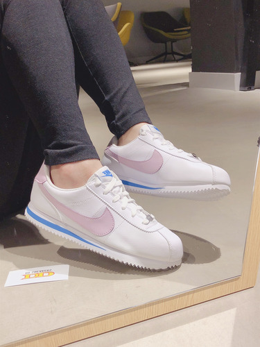 lilac nike cortez