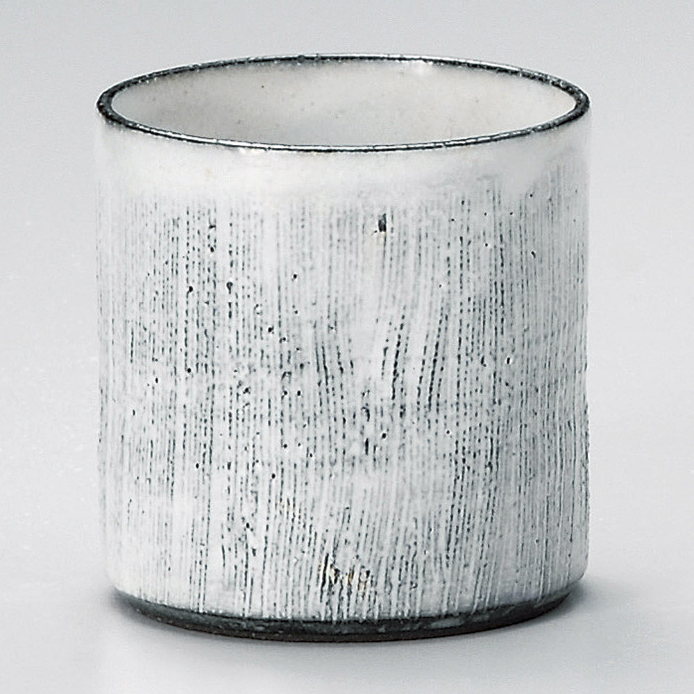 【美濃燒】黑土粉引串目 燒酒杯