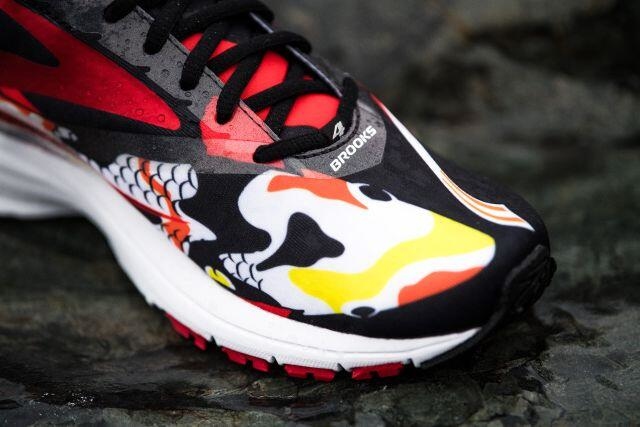 Brooks Launch 4 東京特別版