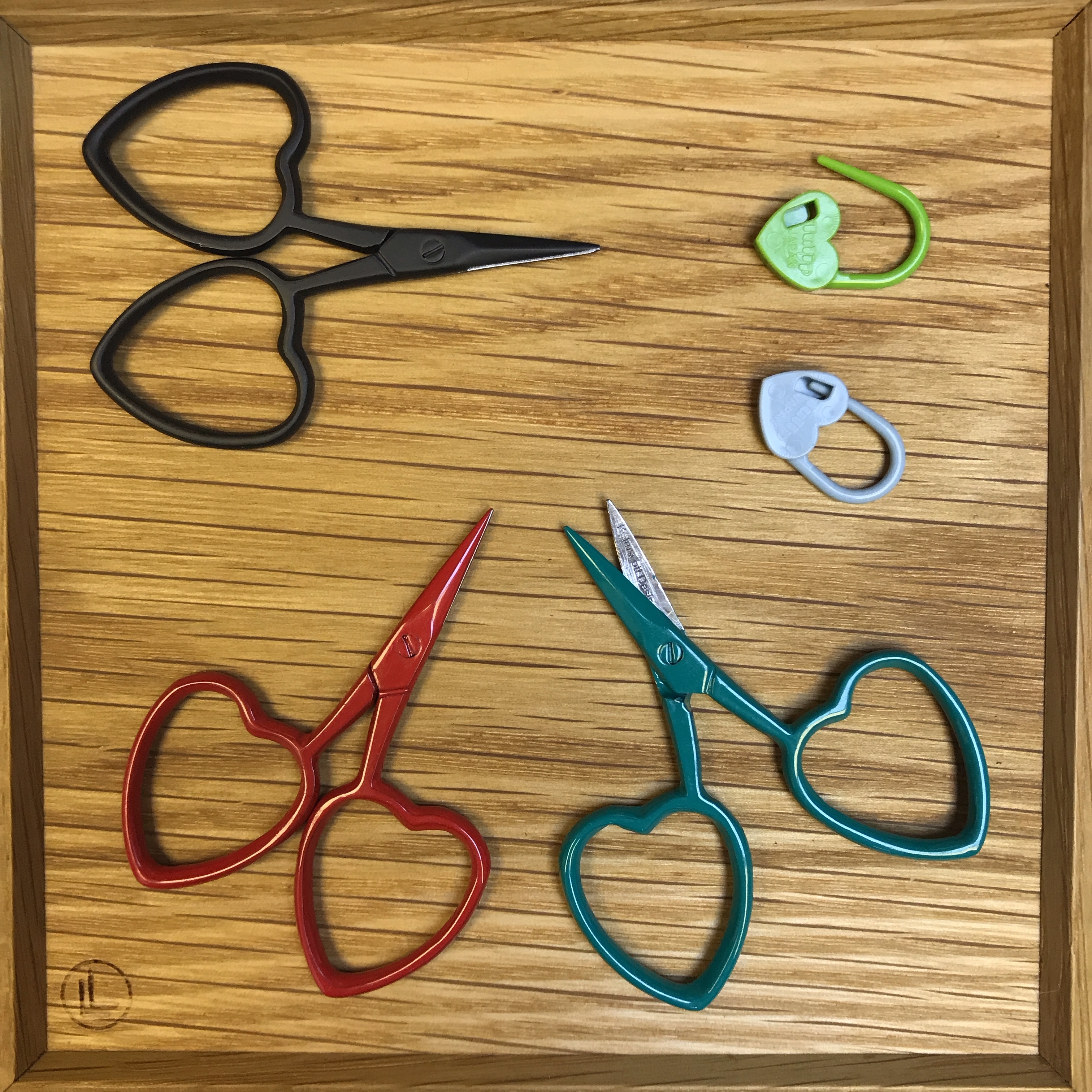 [Kelmscott] Little Loves