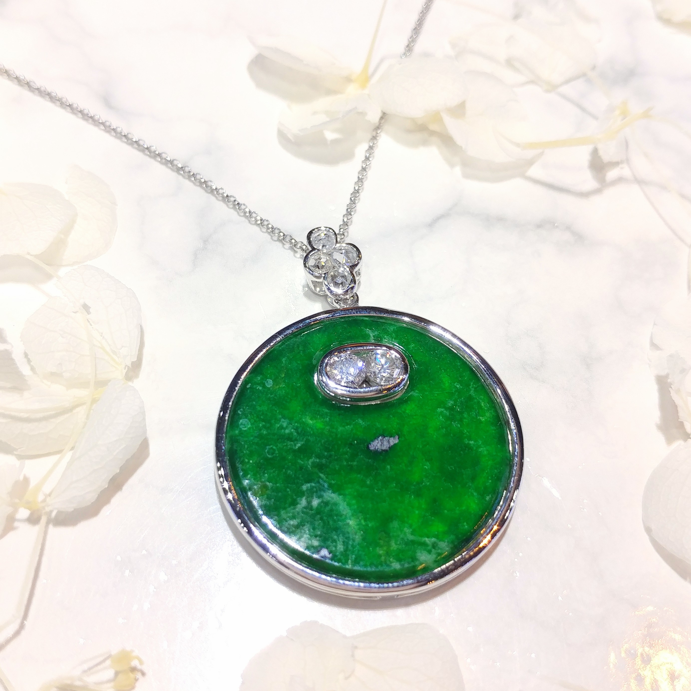 18K White Gold 0.55ct Diamond Jade Pendant