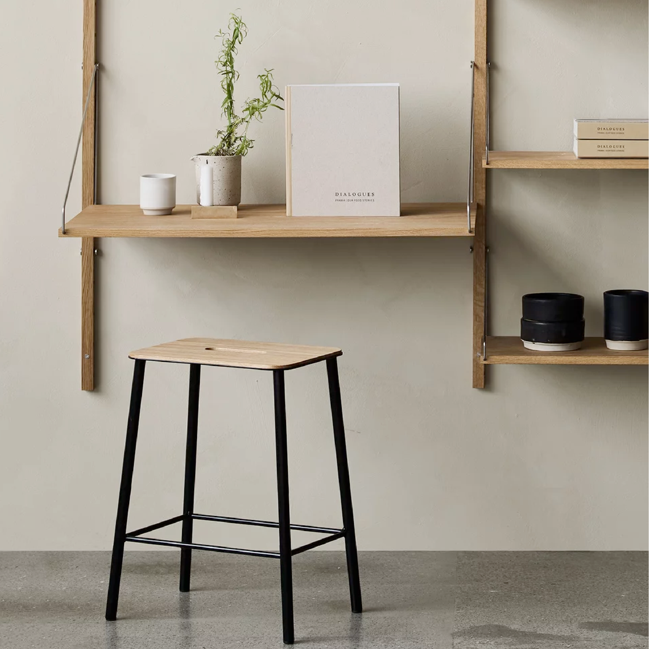 亞當 / 椅凳 - 橡木椅面 by FRAMA