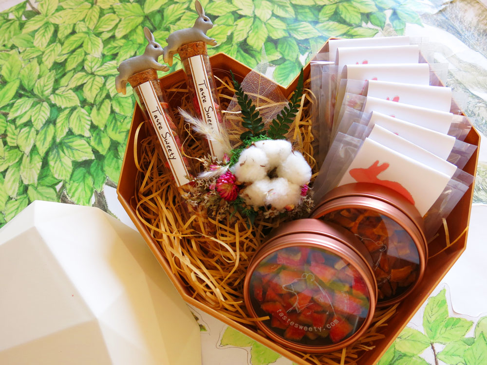 聖潔之心婚禮白色大愛心水果乾禮盒