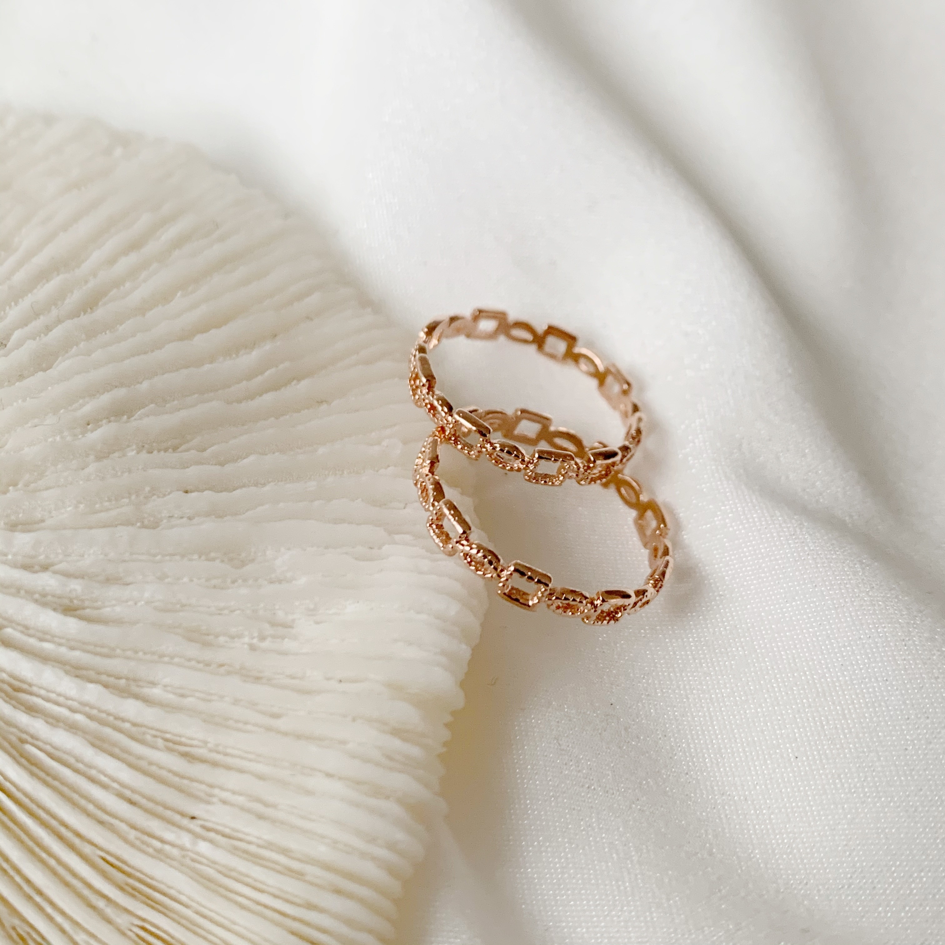 簍空千穀粒方眼形戒指-玫瑰金