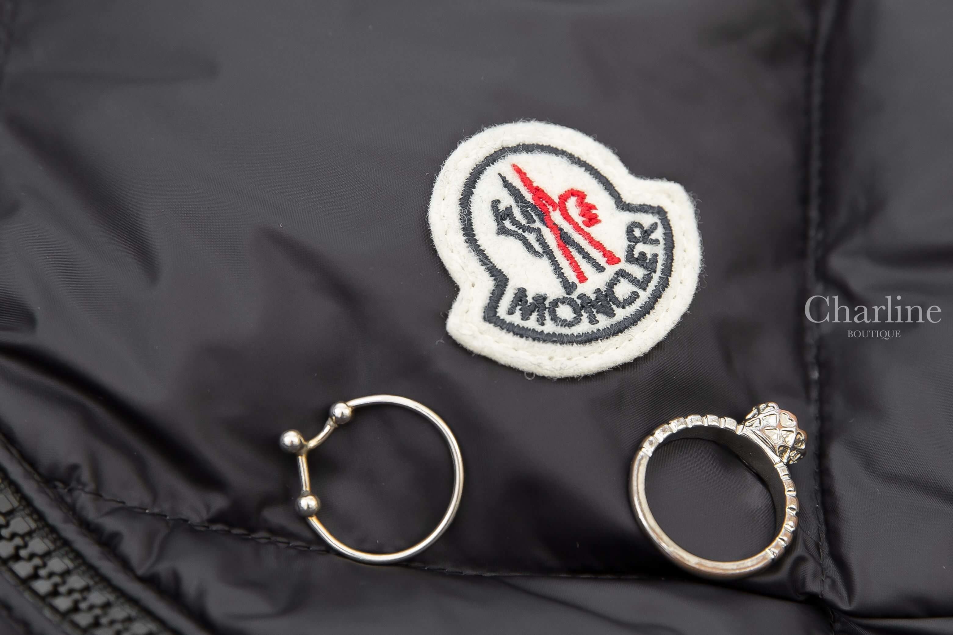 Moncler Sucrex 黑色大格子連帽拉鍊口袋羽絨背心