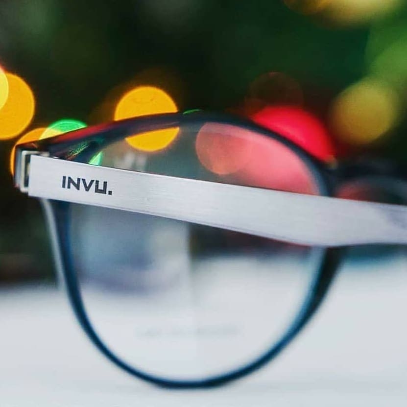 偏光,運動,墨鏡,INVU,偏光眼鏡,偏光鏡片,太陽眼鏡,抗UV,登山,開車,釣魚,海釣,溪釣,帆船,鏡片,近視,遠視,瑞士,眼鏡