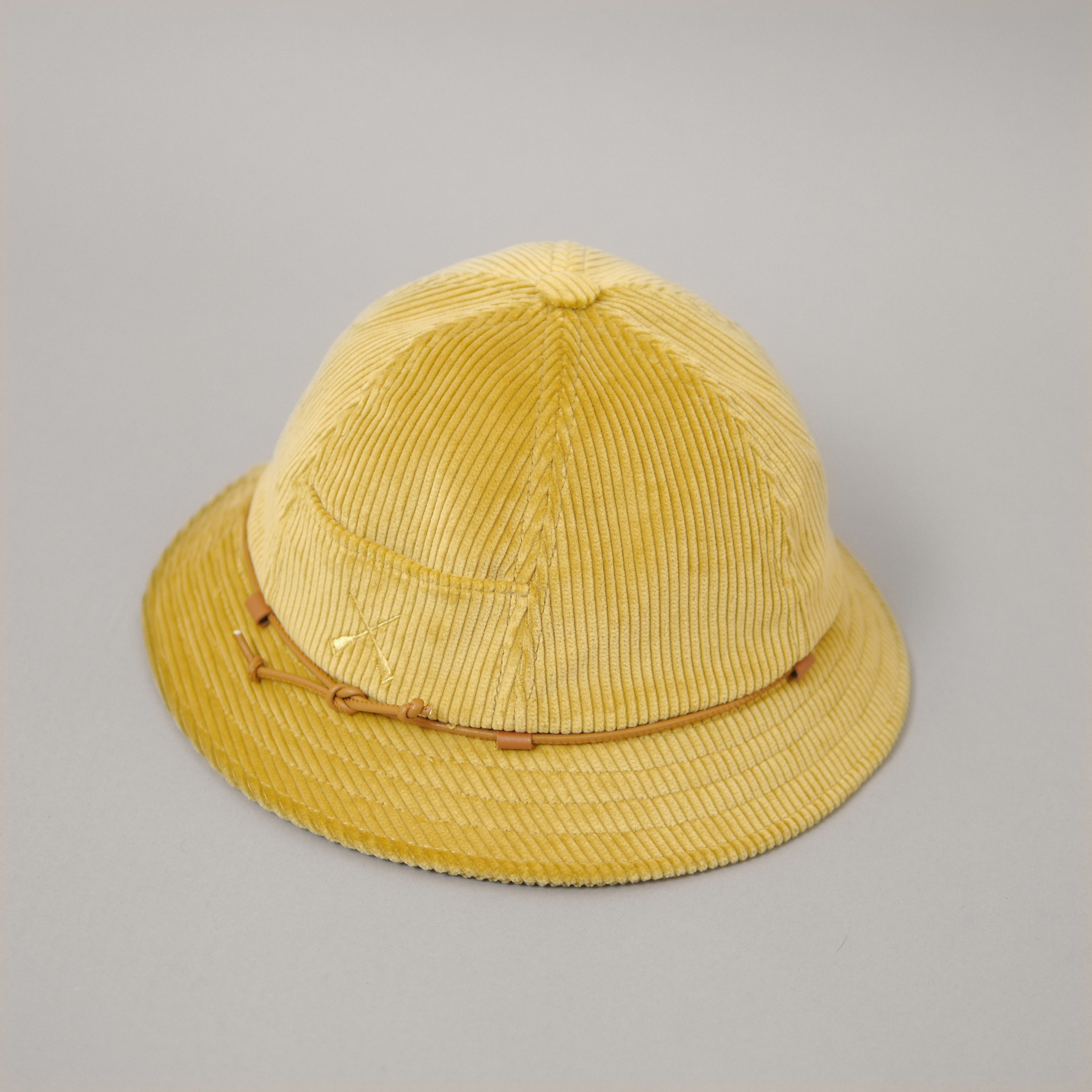 Béton Ciré Velvet Corduroy Bucket Hat ╭ 2色 ╮