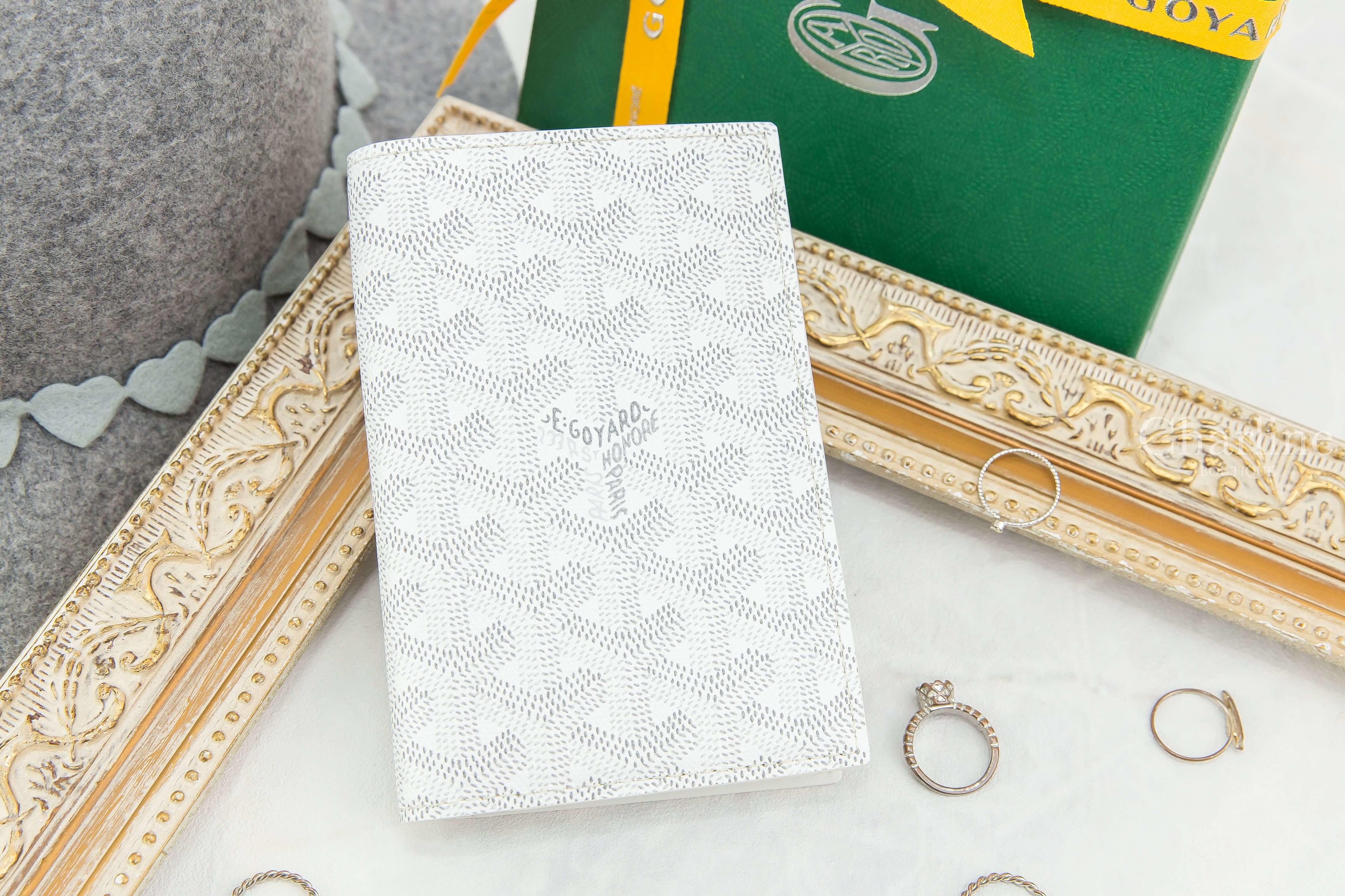 Goyard Porte Passeport Grenelle 白色小牛皮拼黃色夾層內裡護照夾