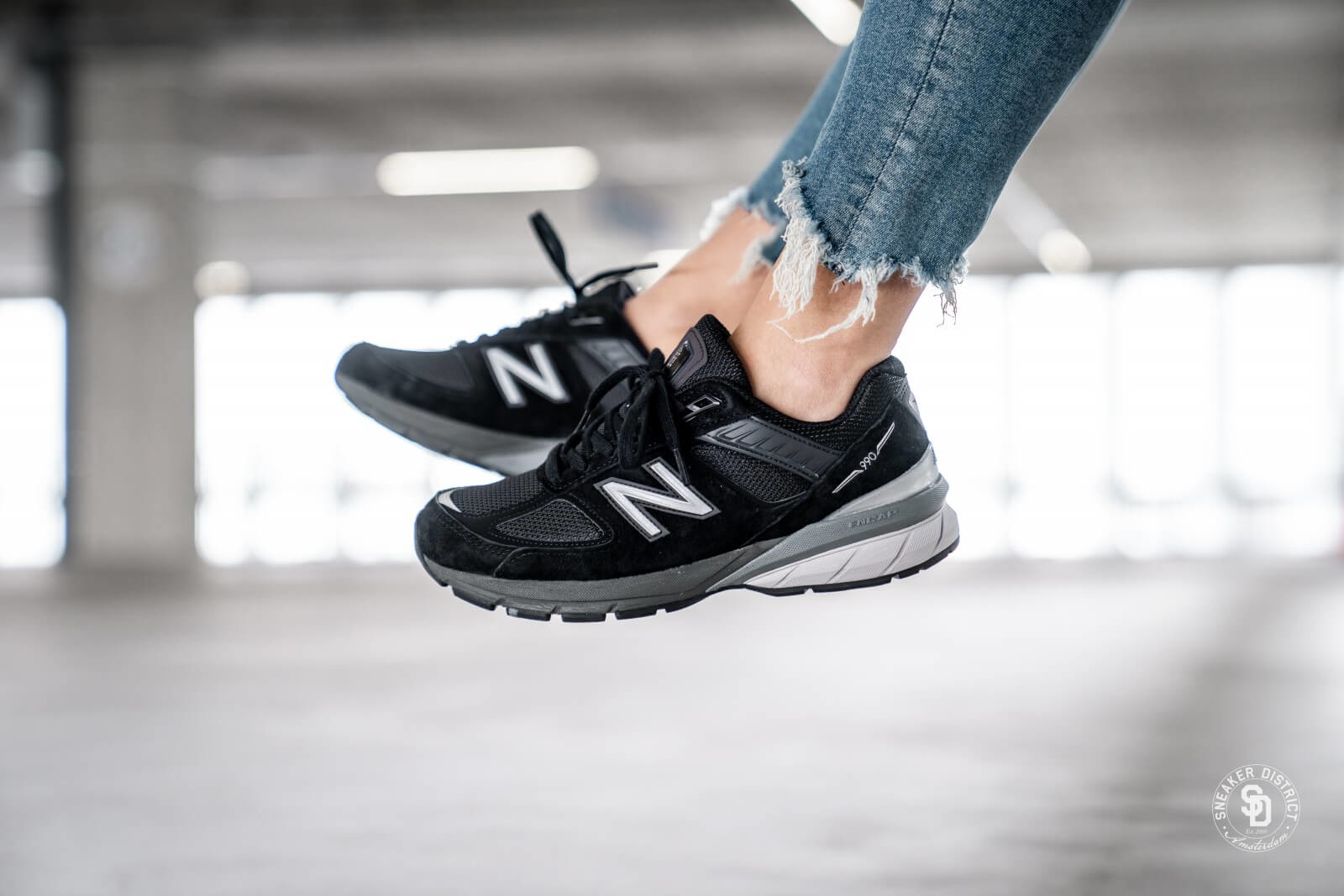 new balance 990 v5 black women