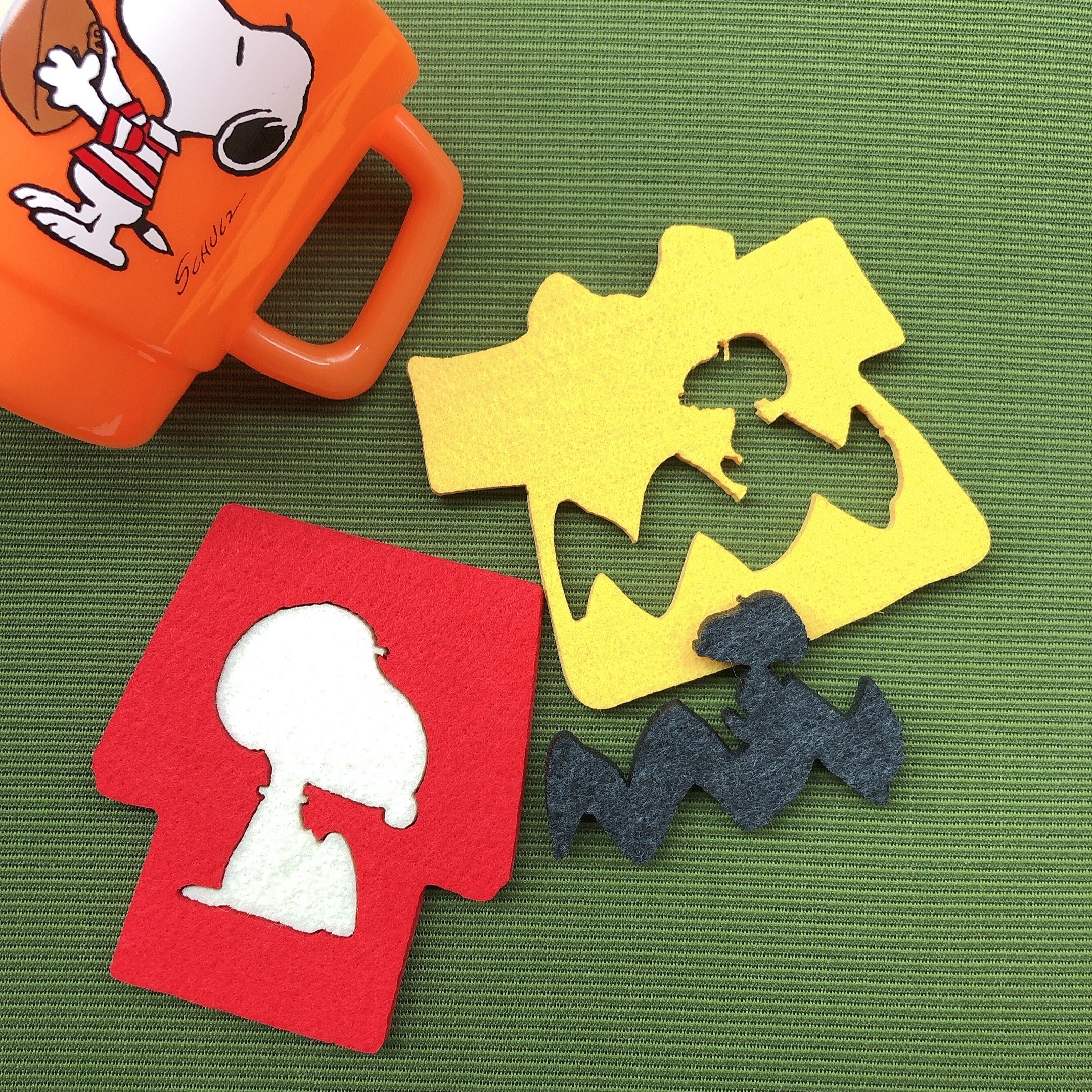 Snoopy 造型杯墊