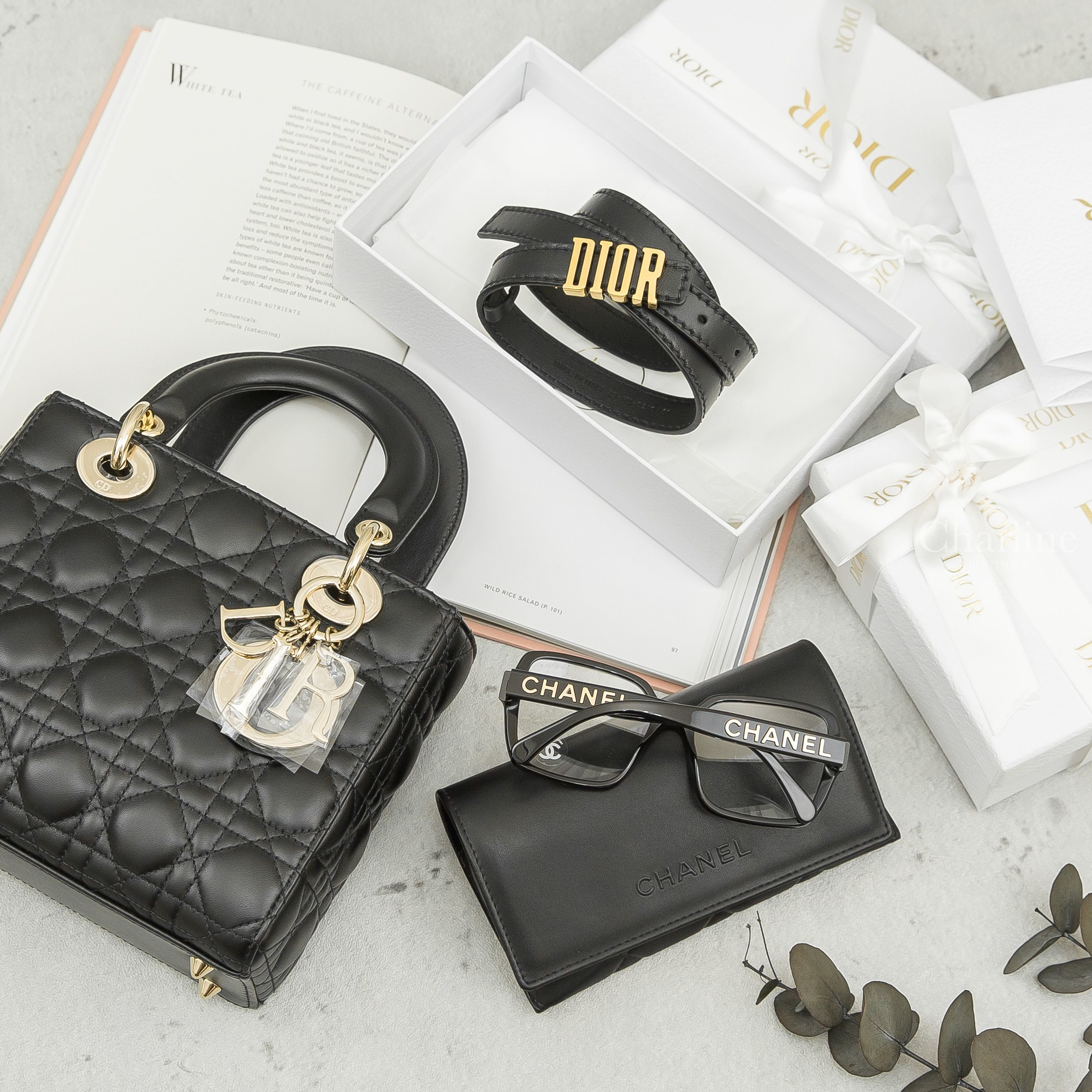 Chanel Sunglasses 黑色方框側邊金色Logo平光眼鏡,Dior My Abcdior 黑色自選字背帶金扣小型小羊皮手提肩背包,Dior Belt 黑色金Logo細版牛皮皮帶-Charline Boutique 精品代購