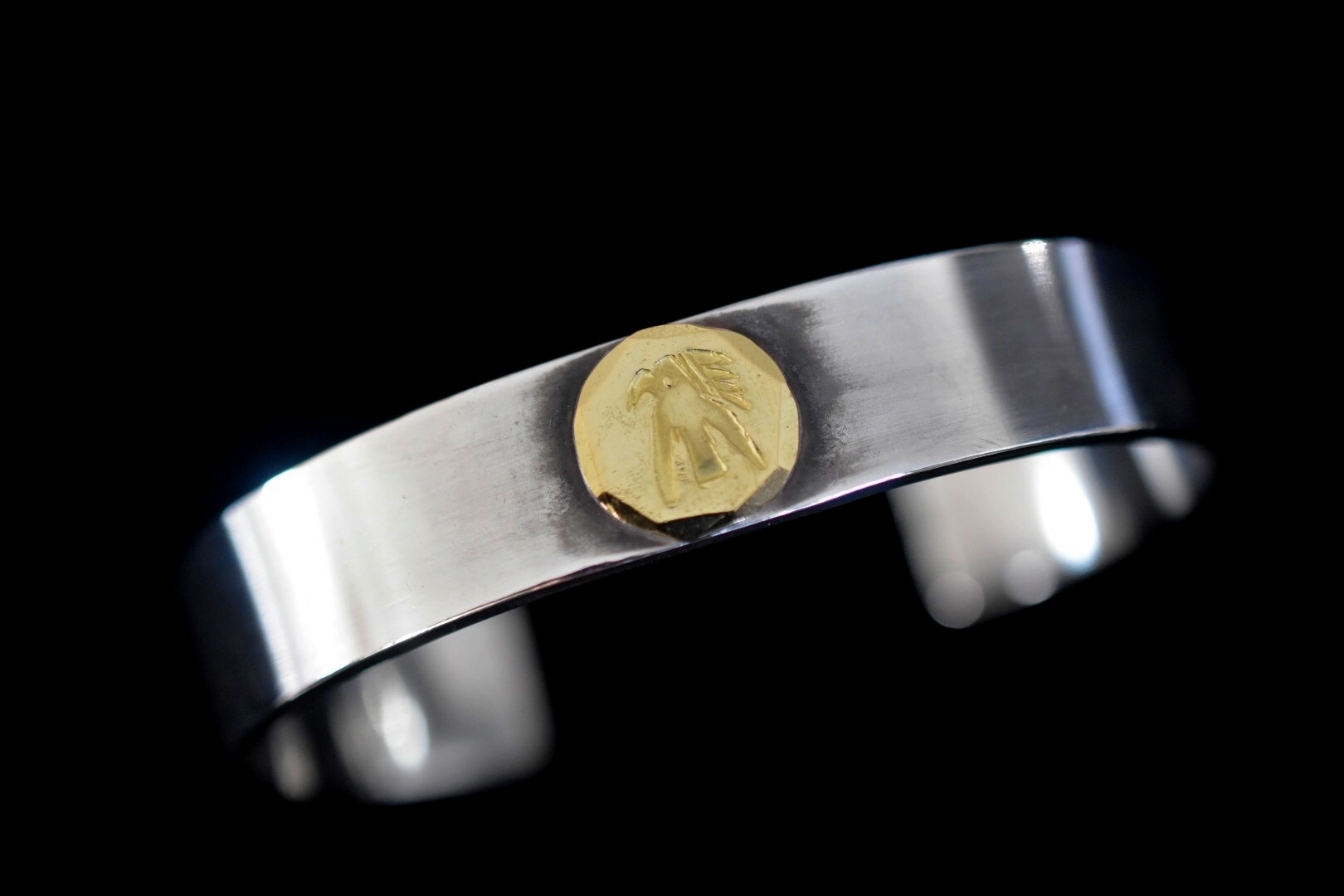 LUCK系列 12mm 18k點金雷鳥平打手鐲