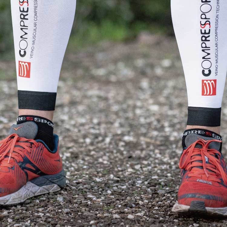 Calcetines Trail running Pro Racing Socks V3 Smart Compressport