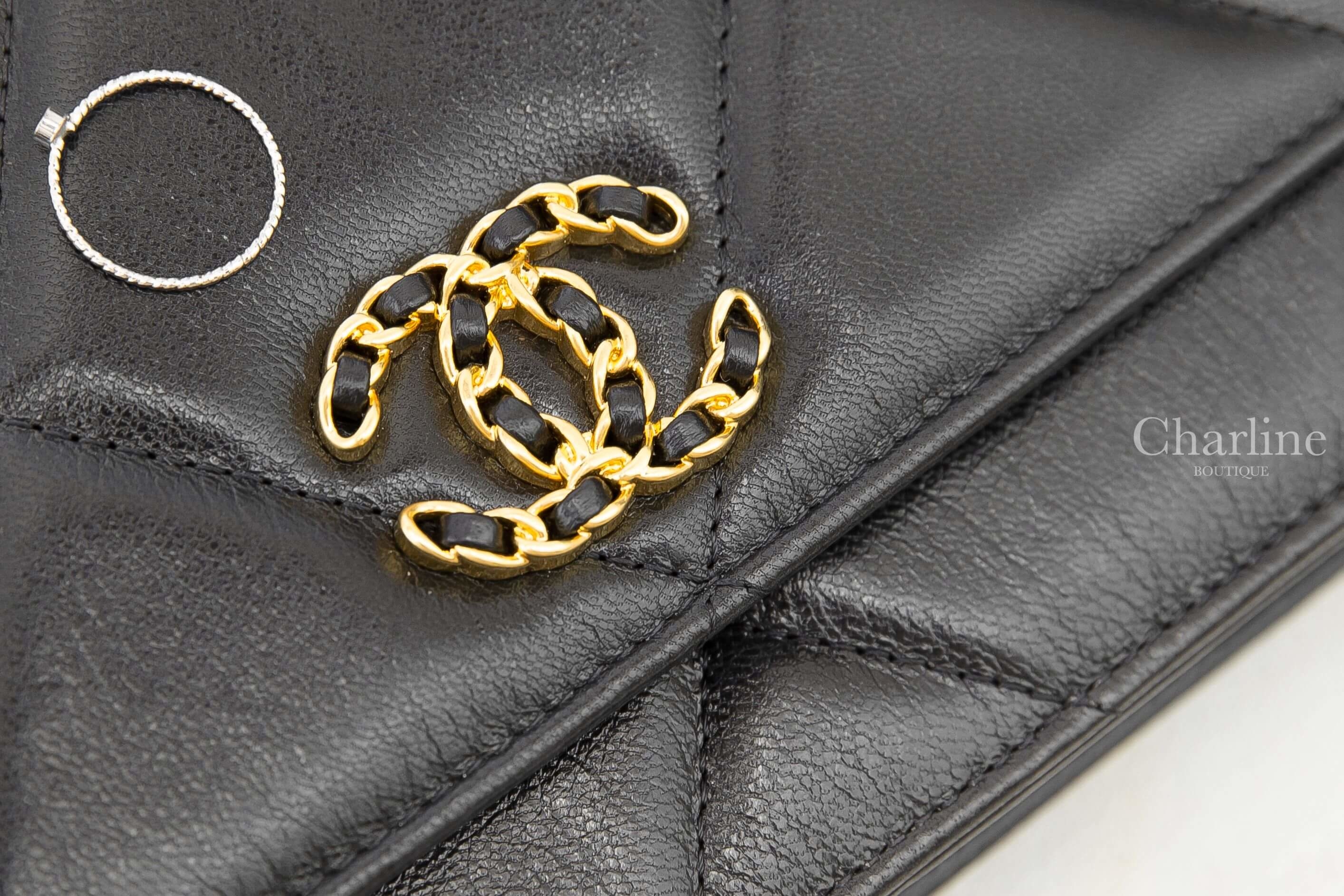 Chanel 19 Wallet On Chain 黑色金CC黑金漸層鍊帶山羊皮大菱格紋肩背包