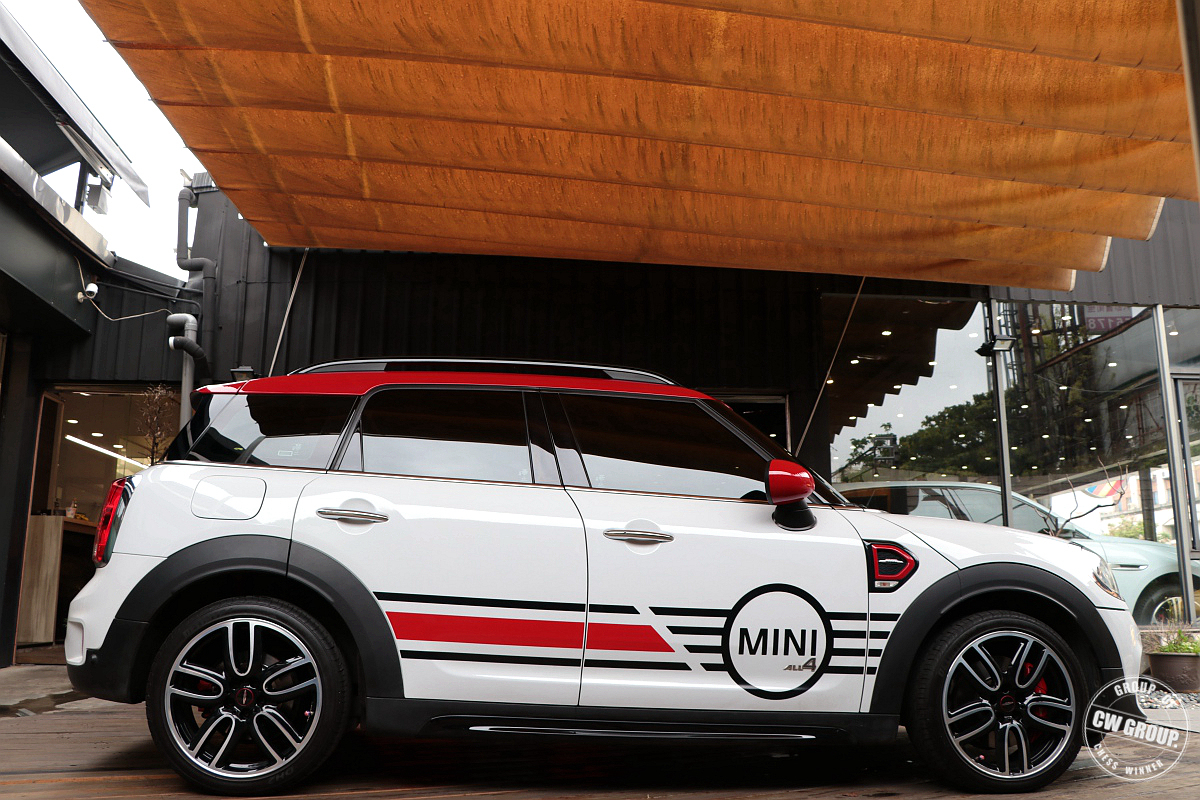 Mini Countryman John Cooper Works All4 18 棋勝汽車新古車專賣