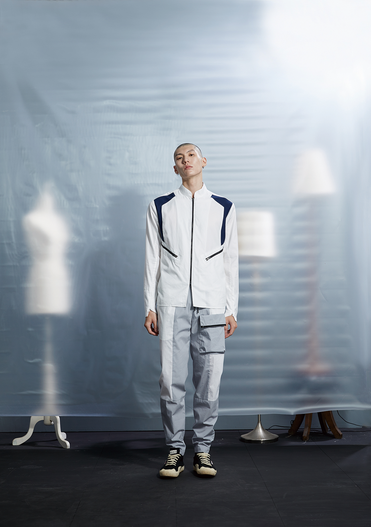 立領透氣拉鍊襯衫 - 白