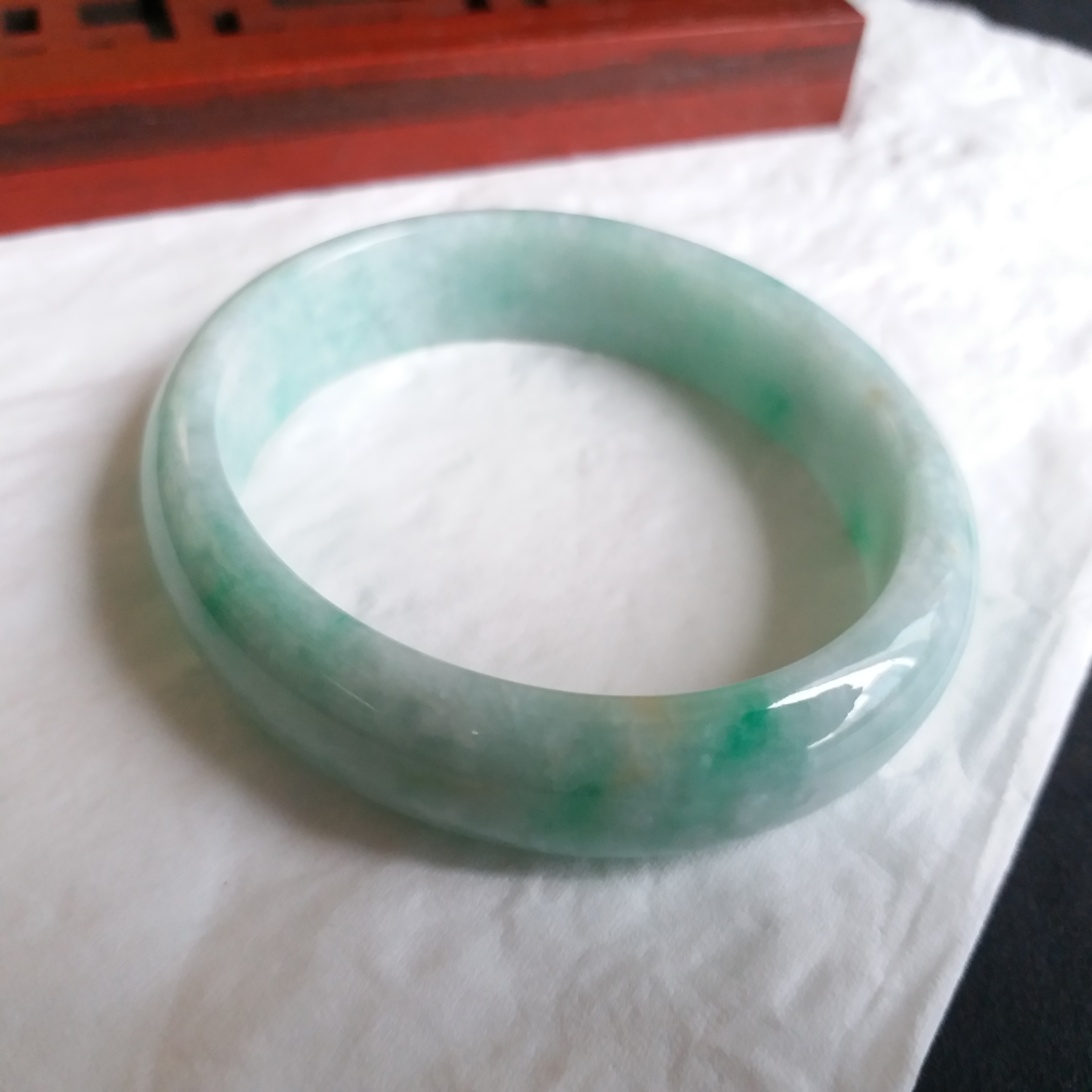 冰糯飄綠貴妃玉鐲 51.7mm, 天然翡翠A玉, 緬甸玉, Jade, Jadeite