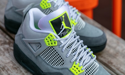 air jordan 4 se am95 neon