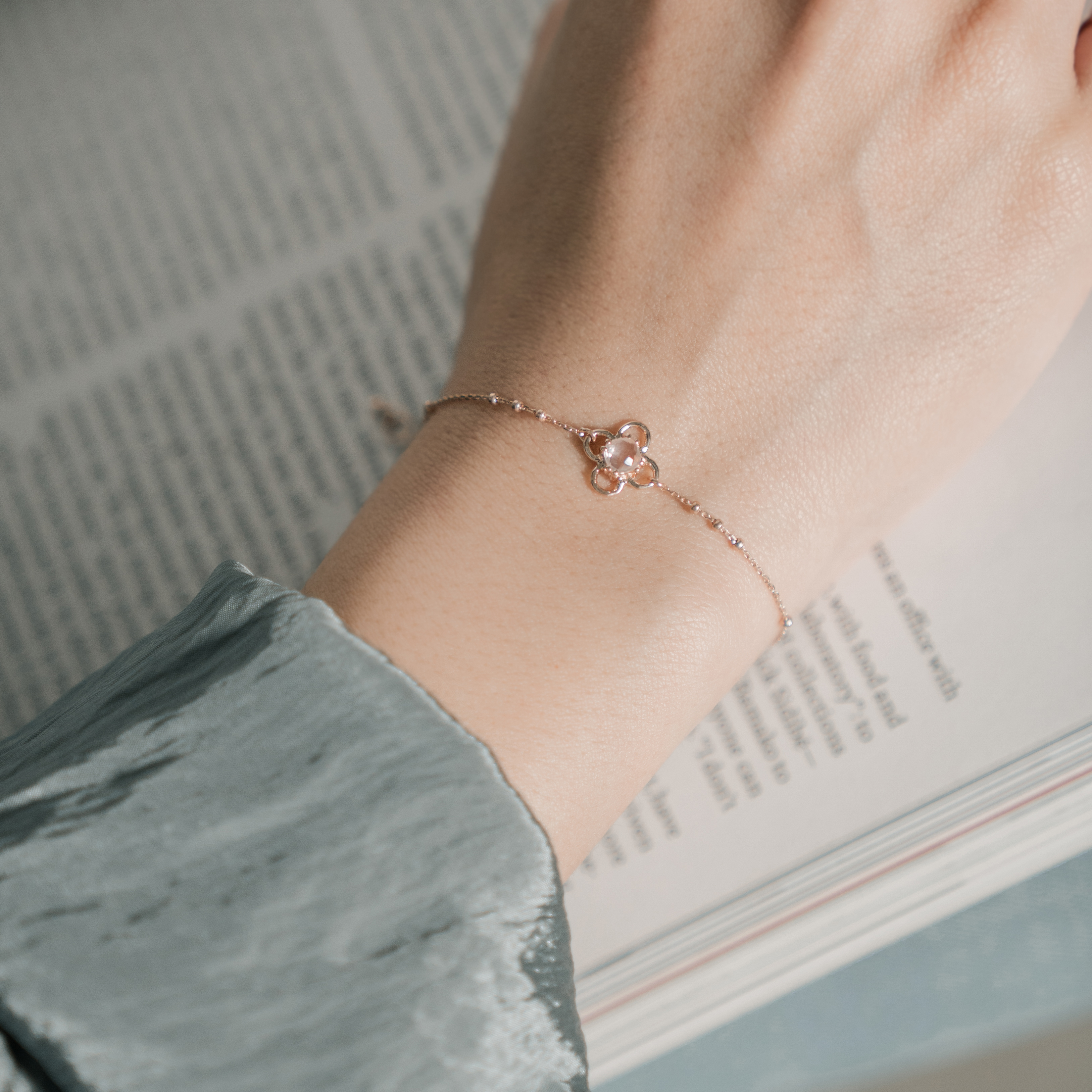 Flora Triplets 粉晶手鍊