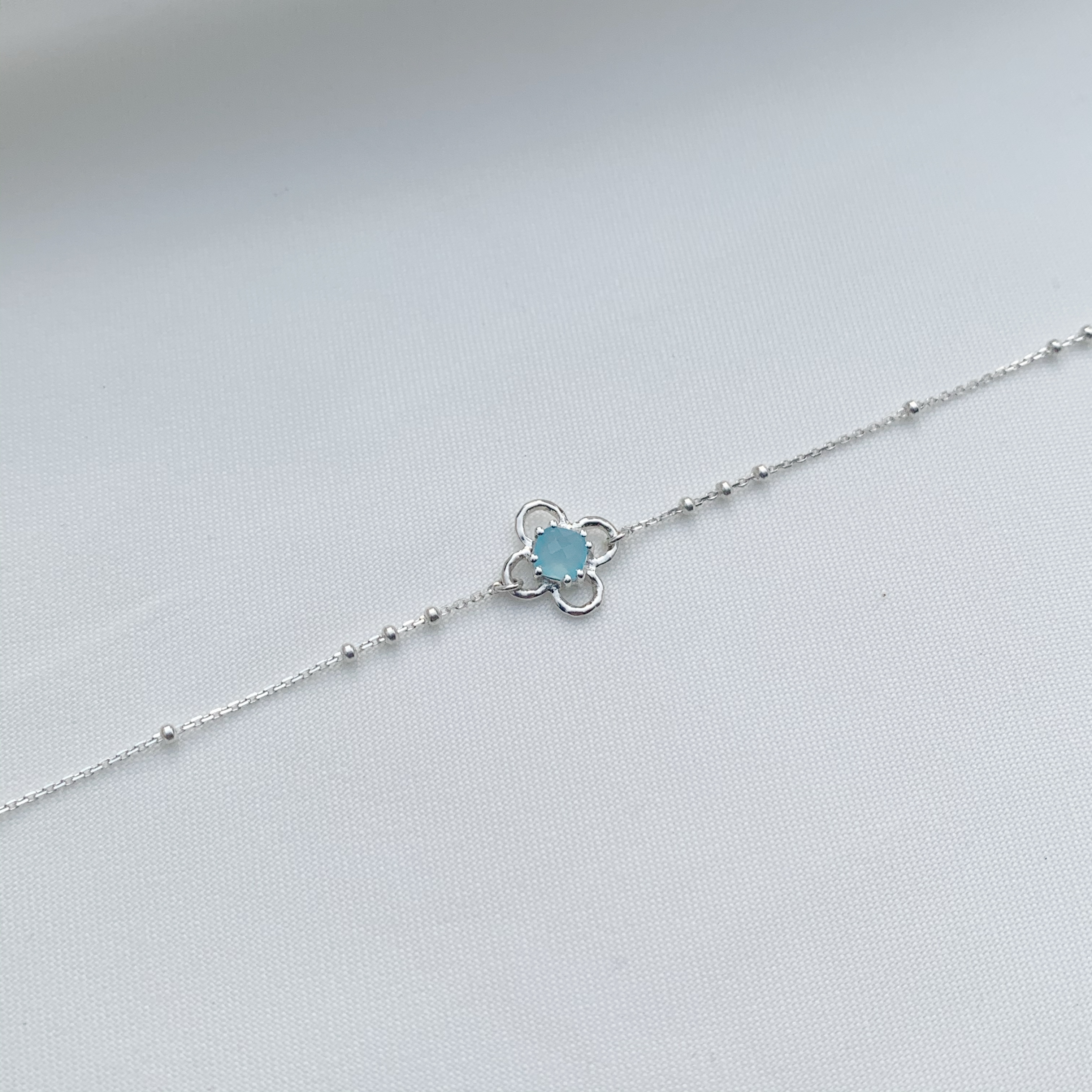 Flora Triplets 海藍玉髓手鍊