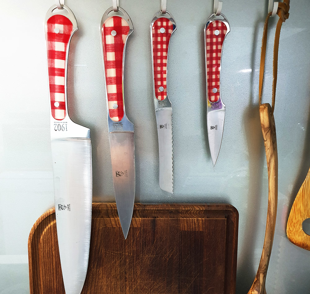 Full tank kitchen knives Vichy 1902 by Claude Dozorme, Master Cutler of France