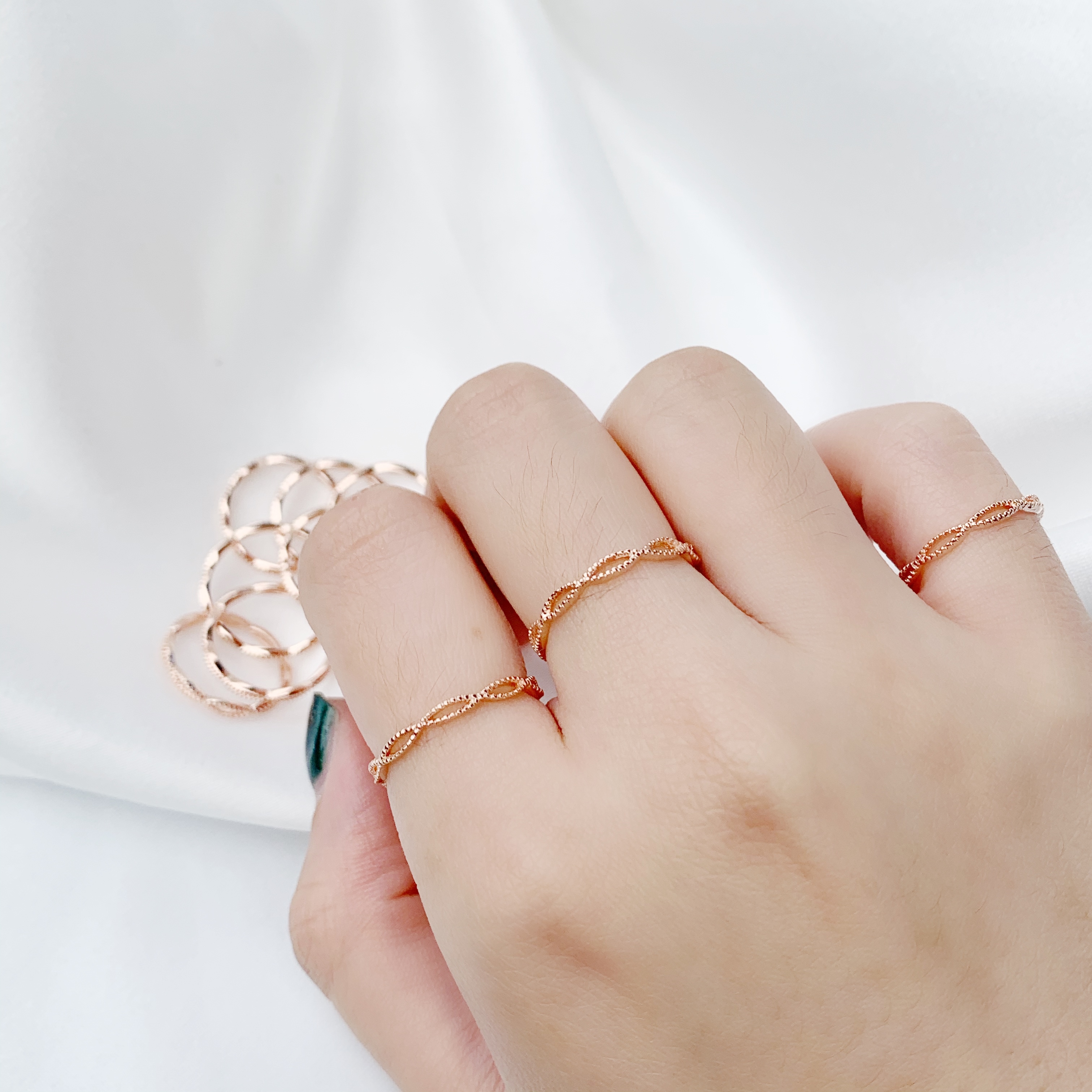 簡約滾邊眼形戒指