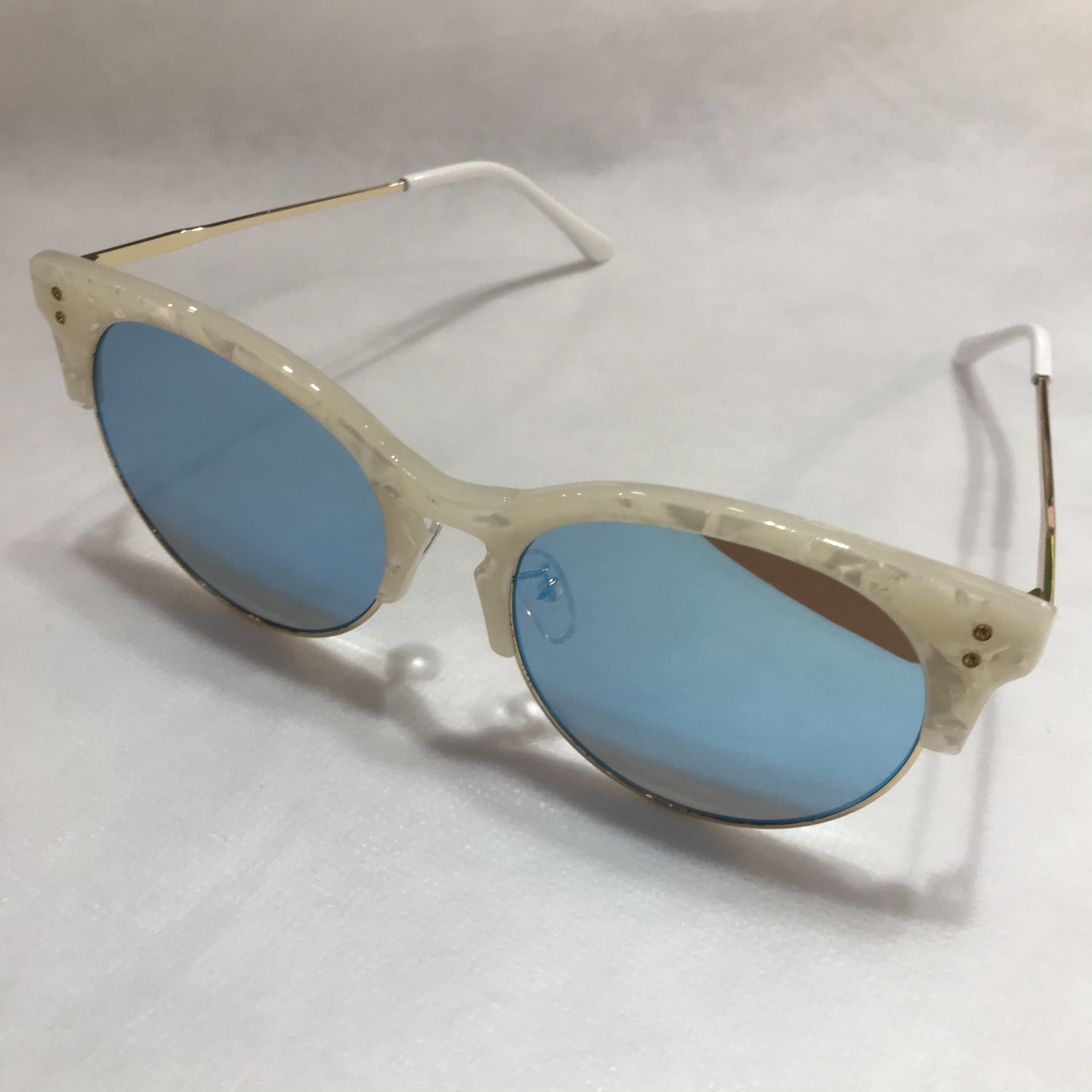 Sunglasses EYEBE-OF8660-WT