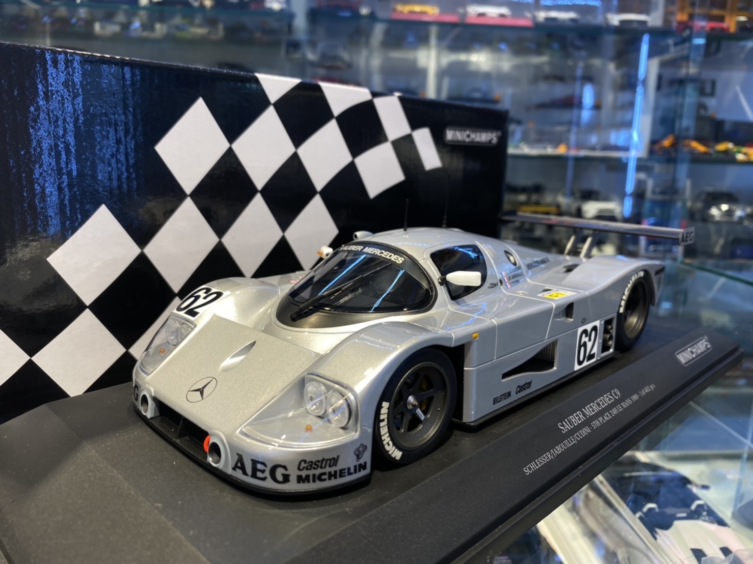 MINICHAMPS SAUBER MERCEDES C9 #62 24H LEMANS 1989 1/18