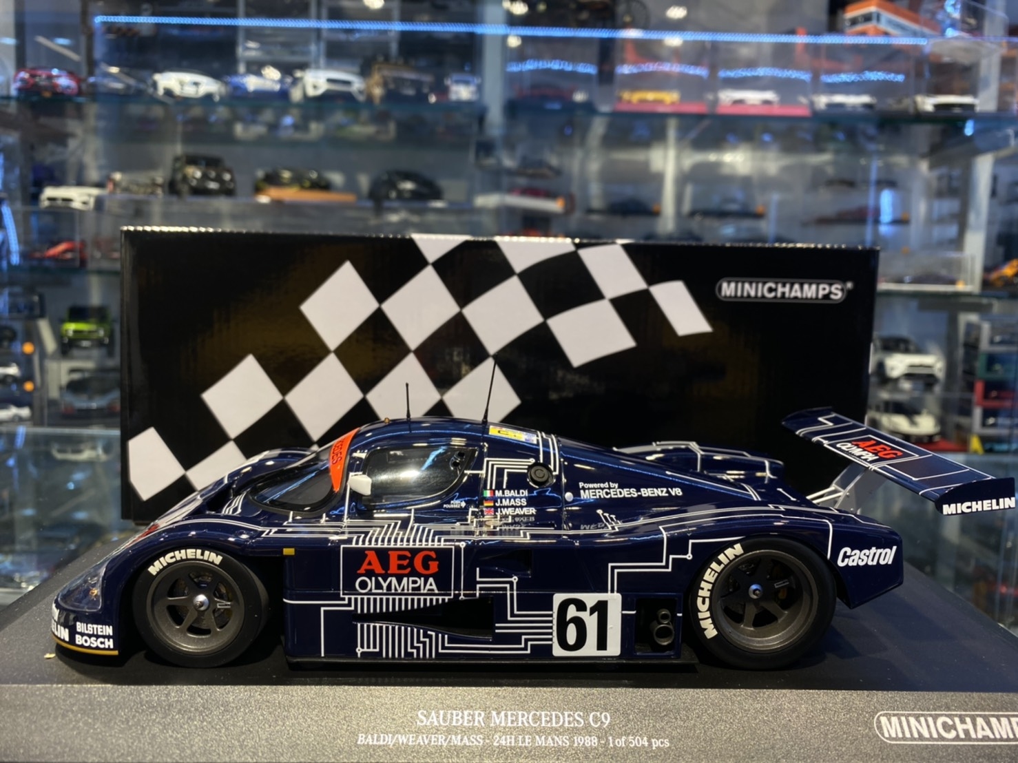 MINICHAMPS SAUBER MERCEDES C9 #61 24H LEMANS 1988 1/18