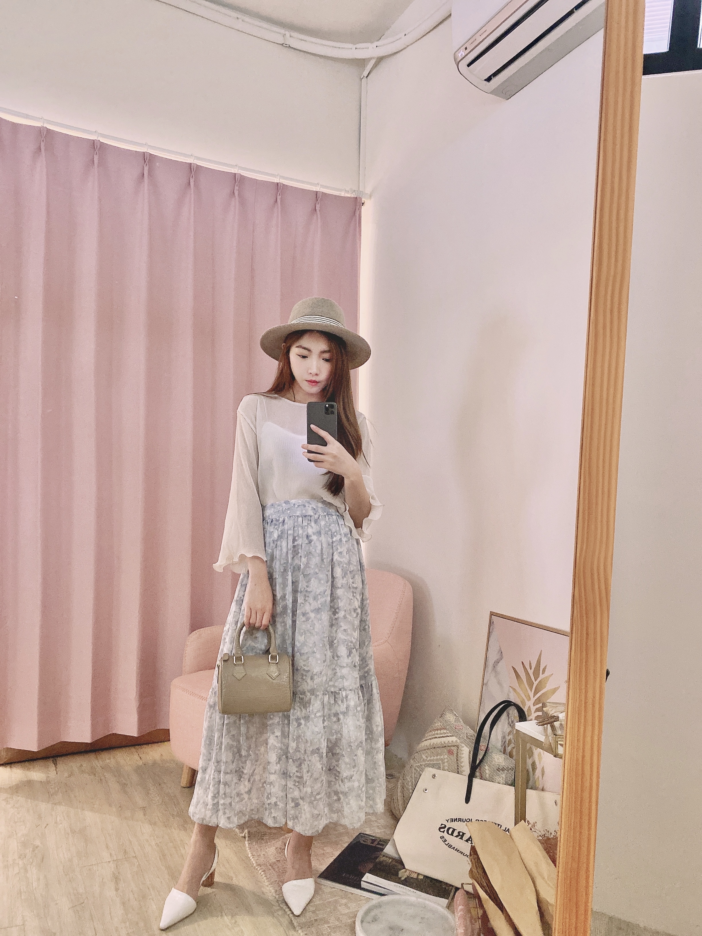 麻豆清單設計師霧霾藍灰渲染星空裙