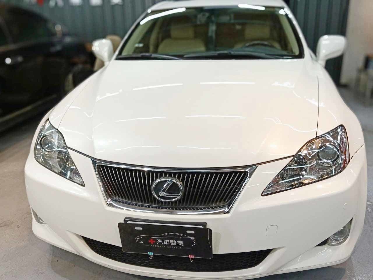 LEXUS IS250