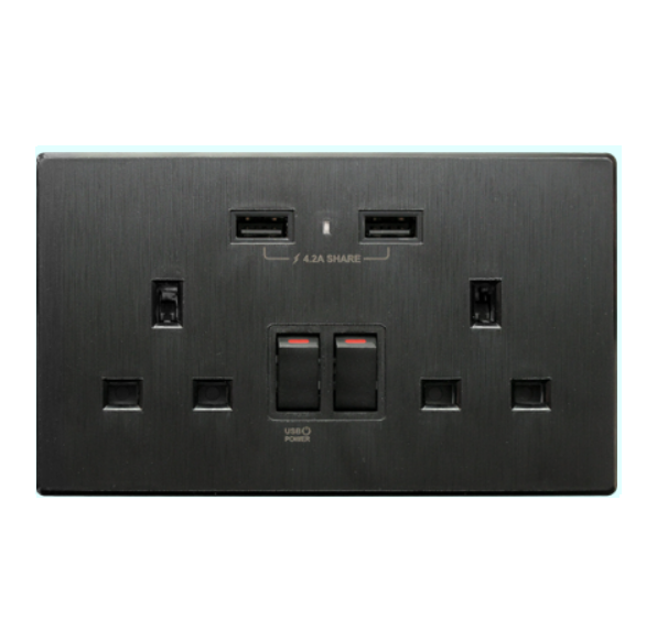 M2K （牆紙黑）13AUSB孖蘇 4.2A